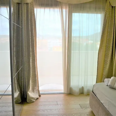 Penthouse Apartament Olbia